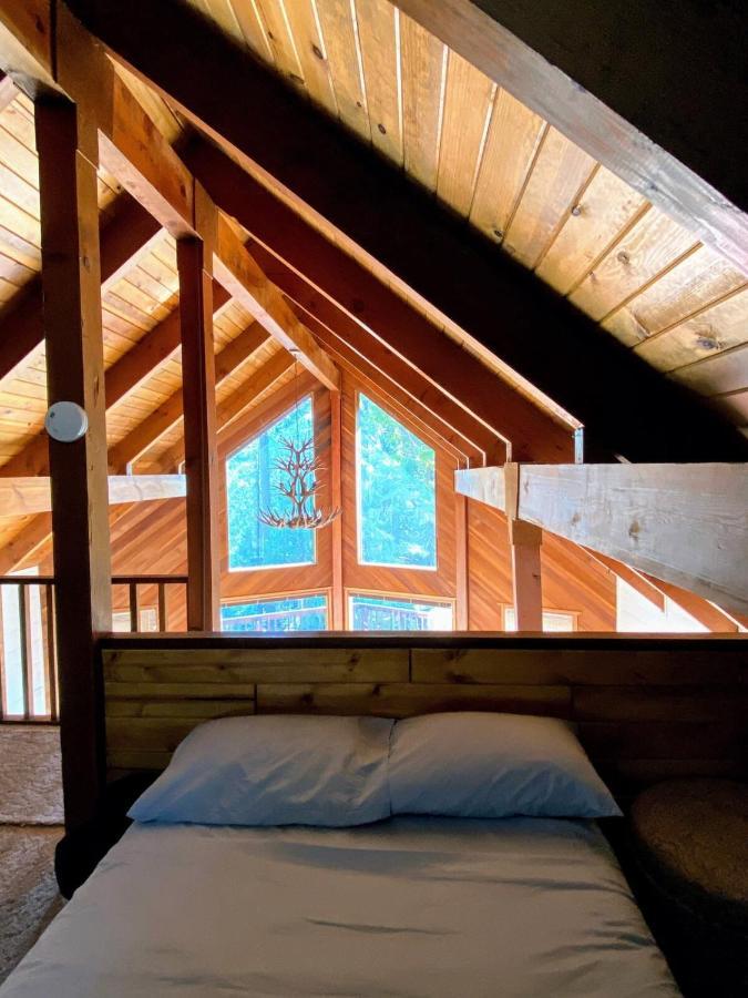 Beautiful Cabingated Parkpinecrest & Dodge Ridge Villa Long Barn Exterior photo